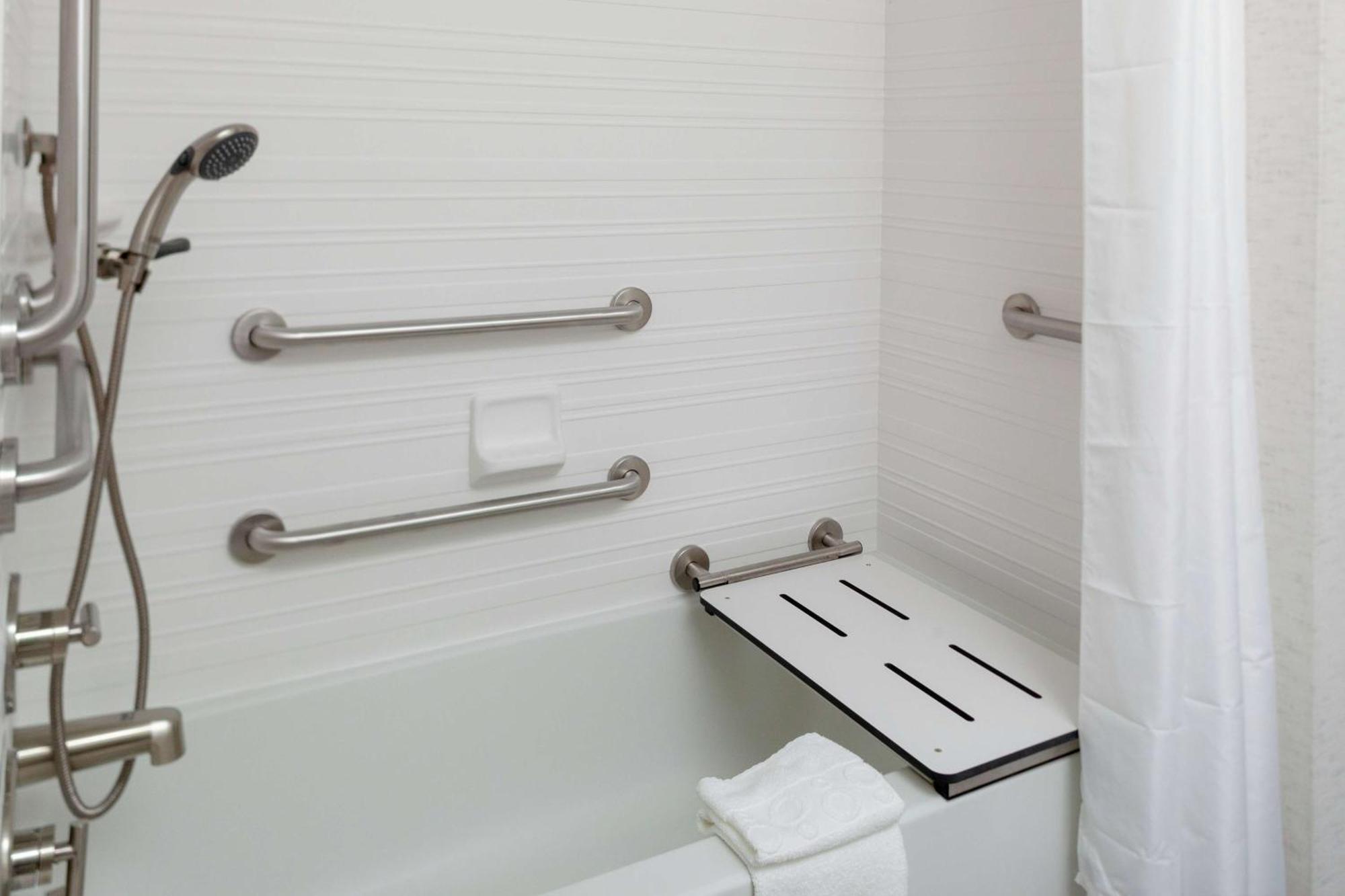 King Room Mobility Access or Non-Smoking